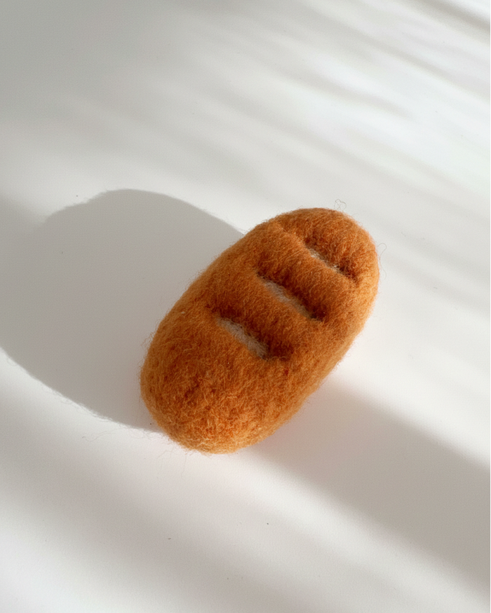 Baguette Wool Magnet - Woobbi