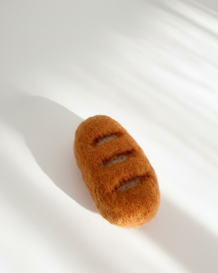 Baguette Wool Magnet - Woobbi