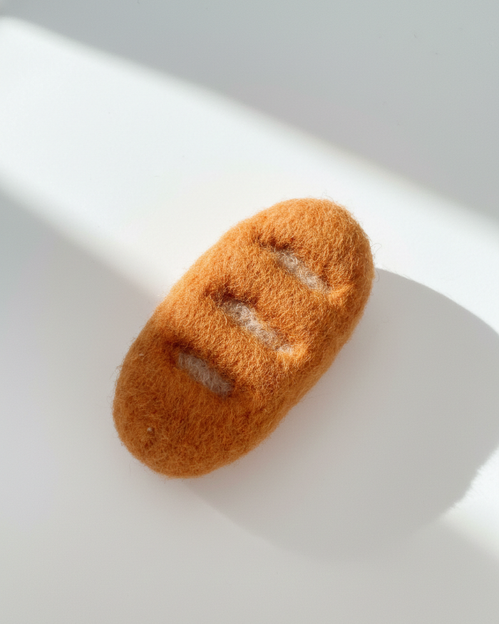 Baguette Wool Magnet - Woobbi