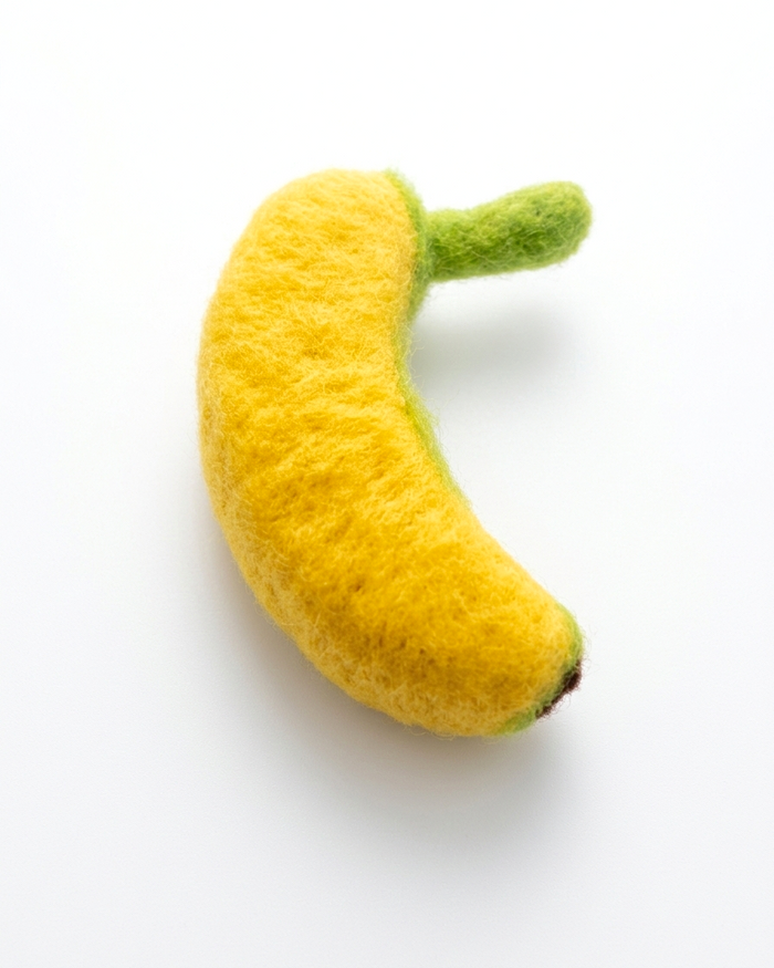 Banana Wool Felt Fridge Magnet - Woobbi