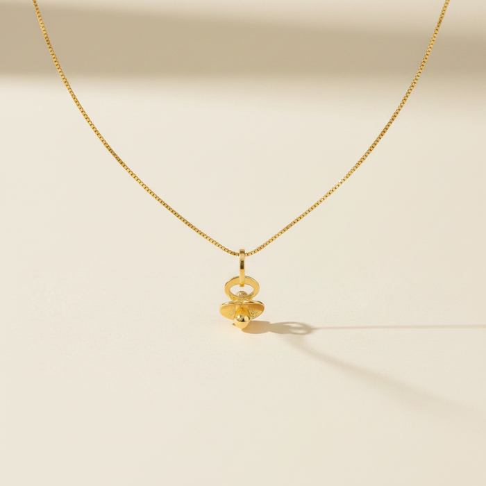 Chupeta Pendant in 18K Gold