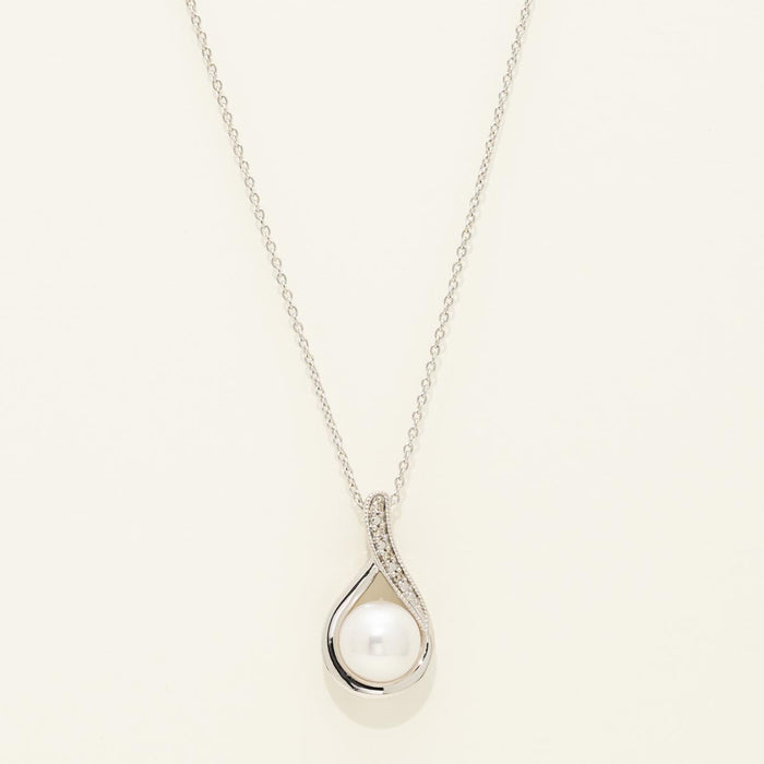Cultured Freshwater Pearl Necklace in Sterling Silver with Diamonds (1/20ct tw and 7mm pearl)