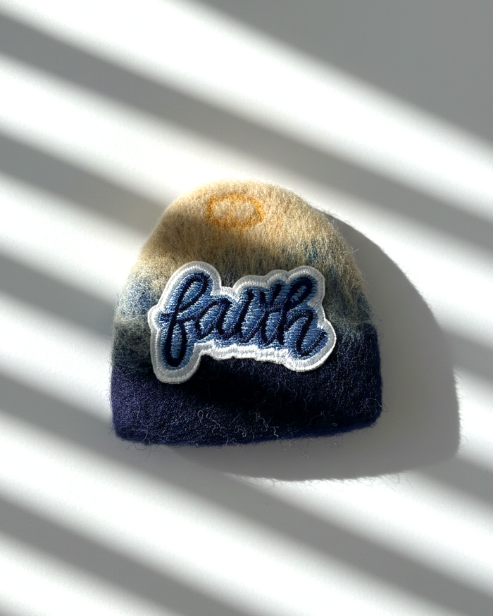 Faith Patch Wool Magnet - Woobbi