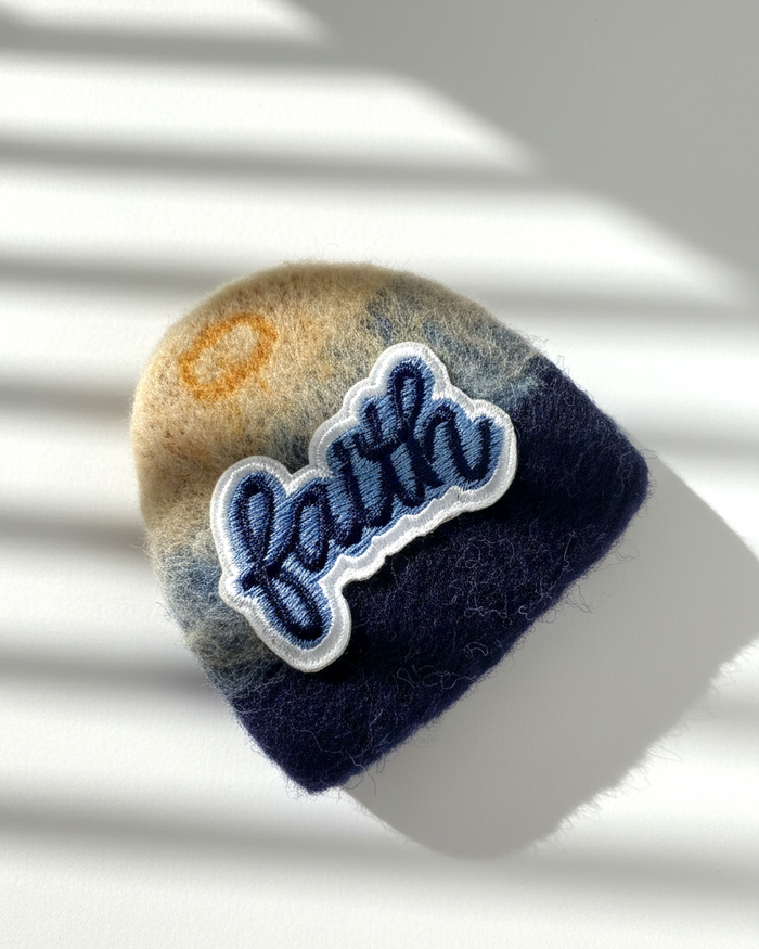 Faith Patch Wool Magnet - Woobbi