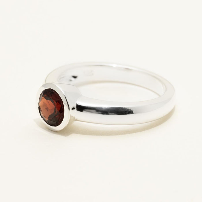Garnet Bezel Ring in Sterling Silver (size 6.5)
