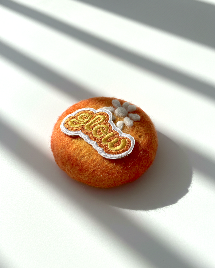 Glow Patch Wool Magnet - Woobbi