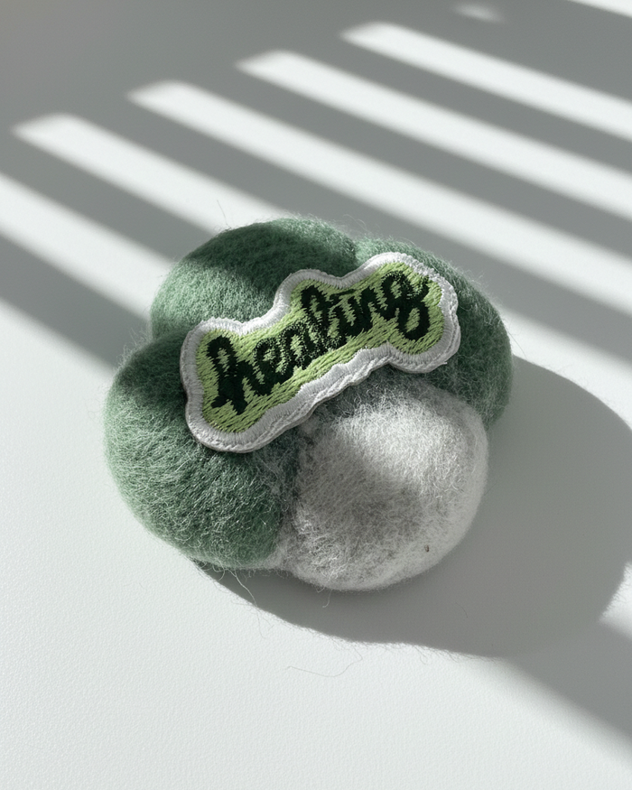 Healing Patch Wool Magnet - Woobbi