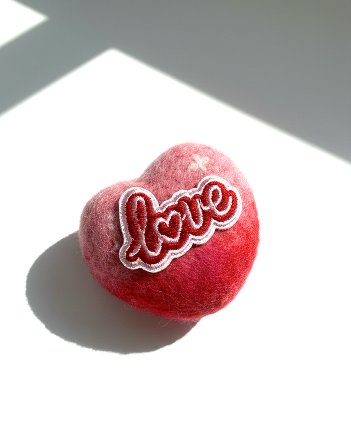 Heart Shaped Magnet with Love Patch - Woobbi