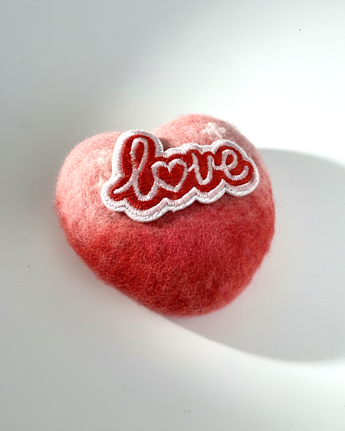 Heart Shaped Magnet with Love Patch - Woobbi