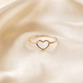 Heart Wire Ring in 18K Gold
