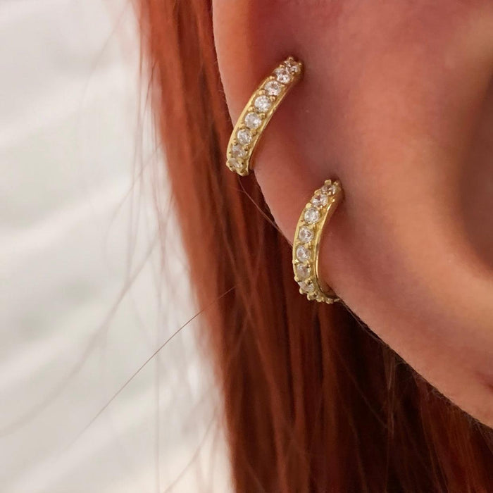 Hoop Piercing with Cubic Zirconia in 18K Gold