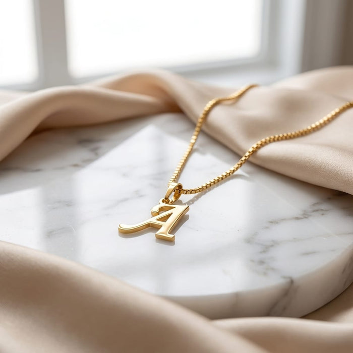 Initial Letter Pendant in 18K Gold