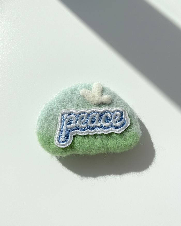 Peace Patch Wool Magnet - Woobbi