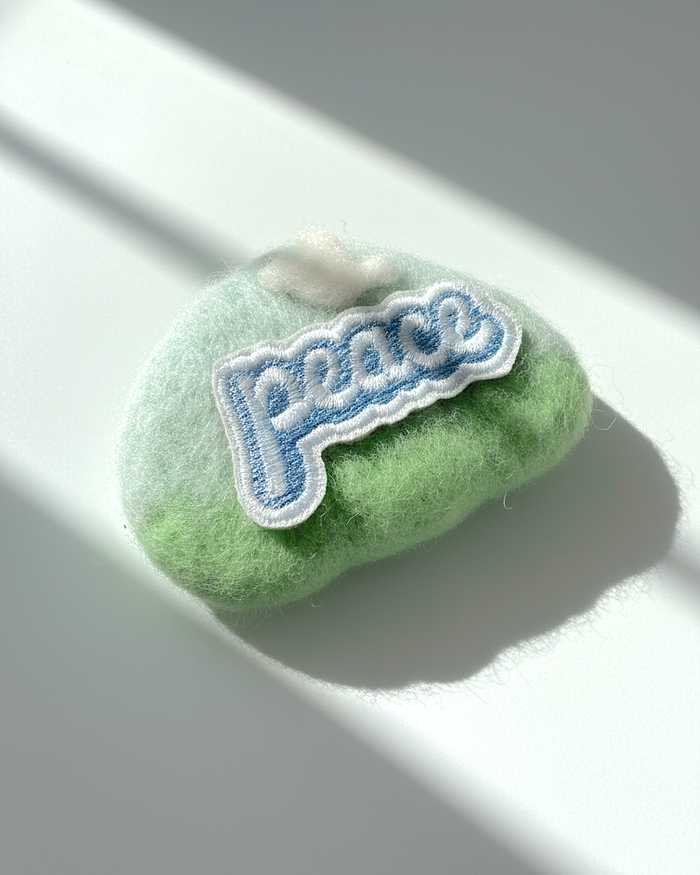 Peace Patch Wool Magnet - Woobbi