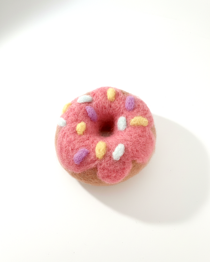Pink Frosted Donut Wool Magnet - Woobbi
