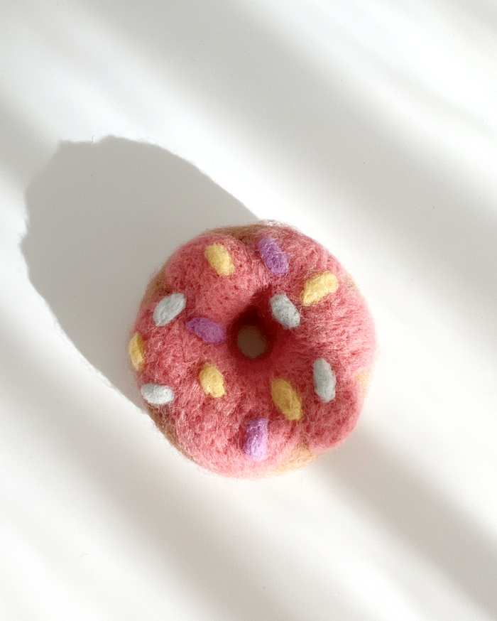 Pink Frosted Donut Wool Magnet - Woobbi