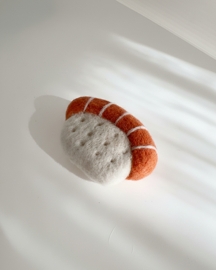Salmon Sushi Wool Magnet - Woobbi
