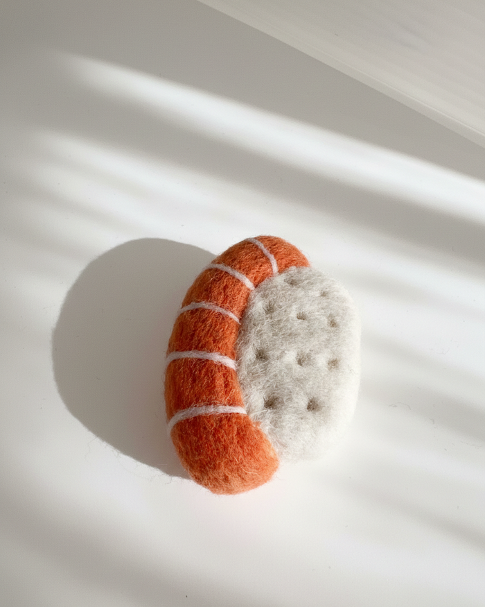 Salmon Sushi Wool Magnet - Woobbi