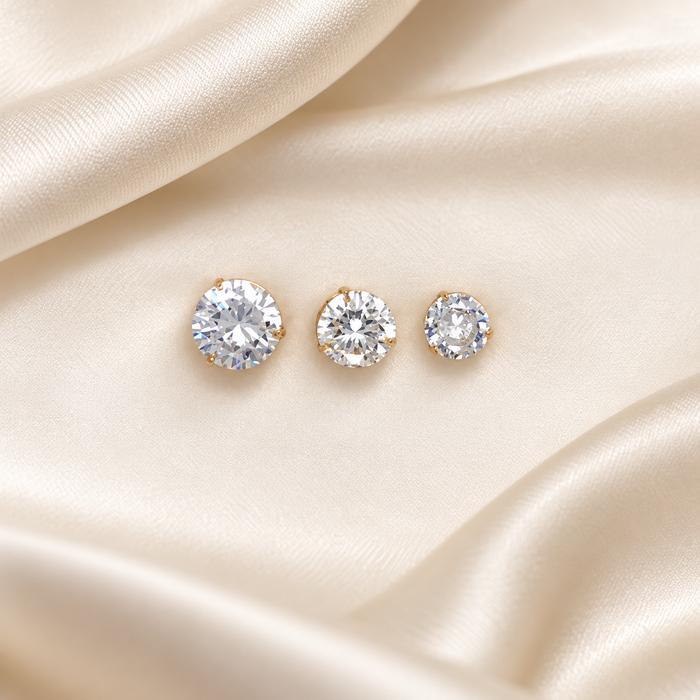 Solitaire Pendant with Cubic Zirconia in 18K Gold