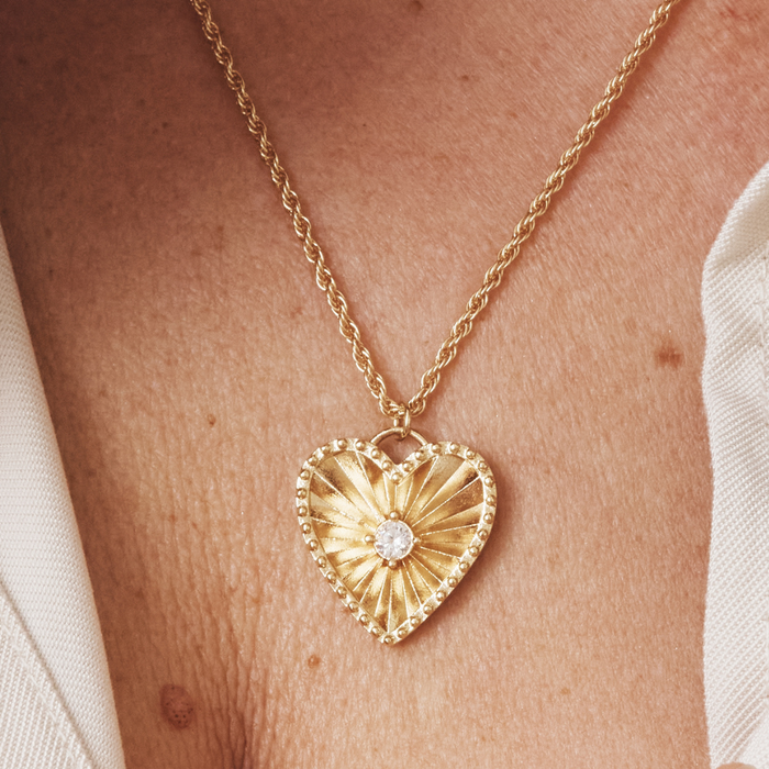 Sophie Heart Pendant Necklace (Gold)