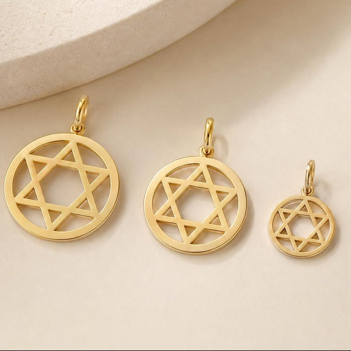 Star of David Pendant in 18K Gold