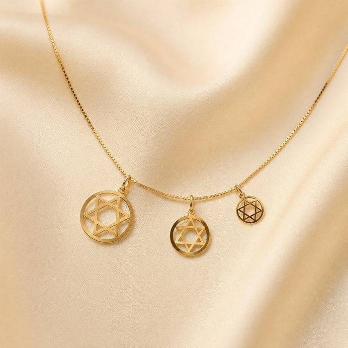 Star of David Pendant in 18K Gold